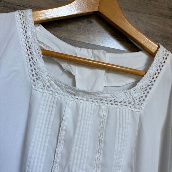 Vintage or Antique Style White Long Sleeve Pajama PJ Dress Nightgown Eyelet Lace - Picture 6 of 15